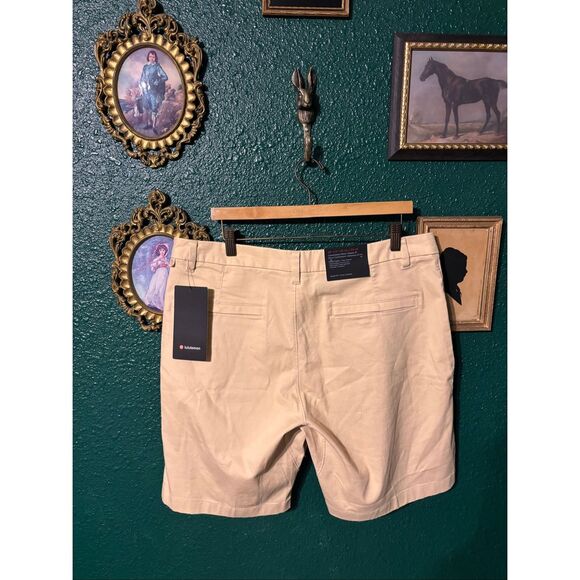 Lululemon Commission Short Classic 9" - Prosecco Tan Sz 36 NWT - Picture 2 of 4
